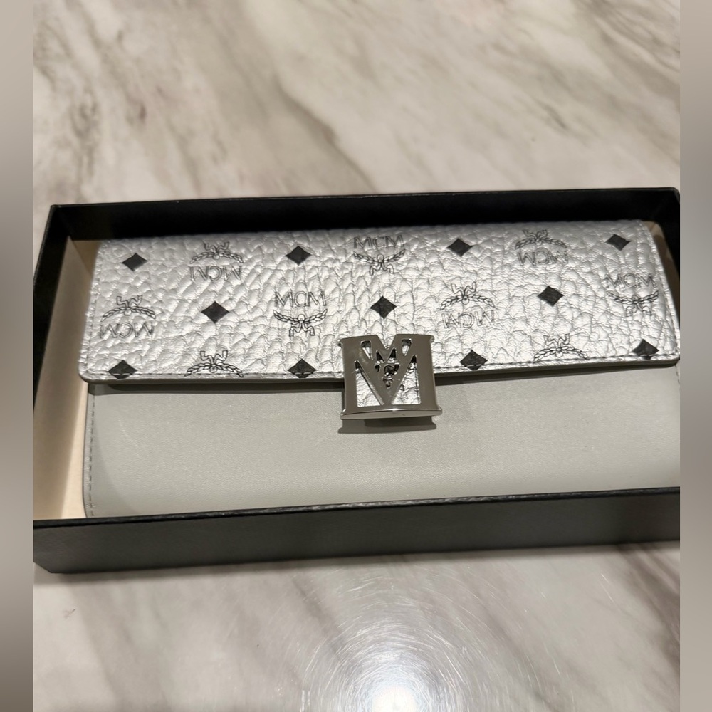 MCM Silver and White Women's Wallet on chain clutch